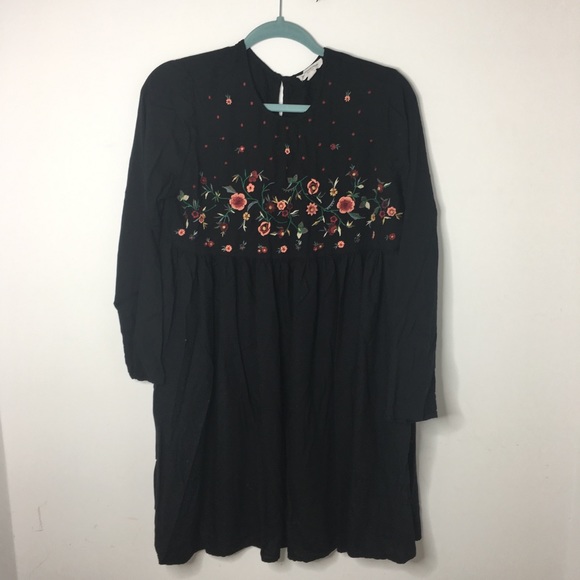 beachlunchlounge Dresses & Skirts - ⭐️SALE⭐️ Beachlunchlounge Long Sleeve Floral Dress